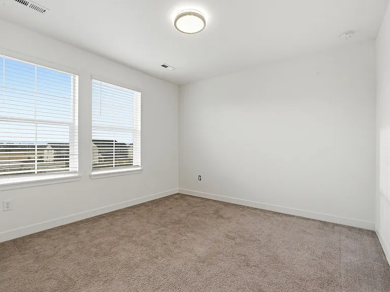 14480 Hudson St — Photo 15