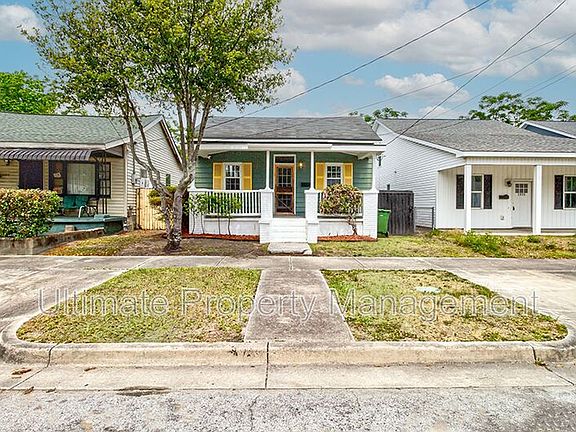 2nd image of 1313 Glenn St