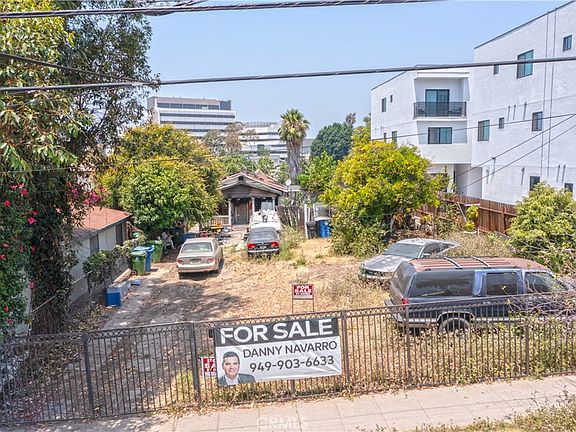 5th image of 1517 Ricardo St