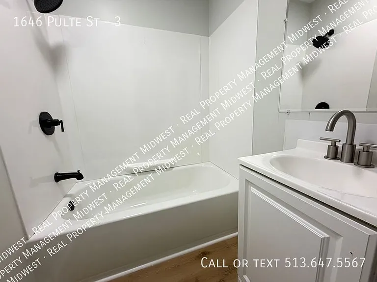 1646 Pulte St #3 — Photo 9