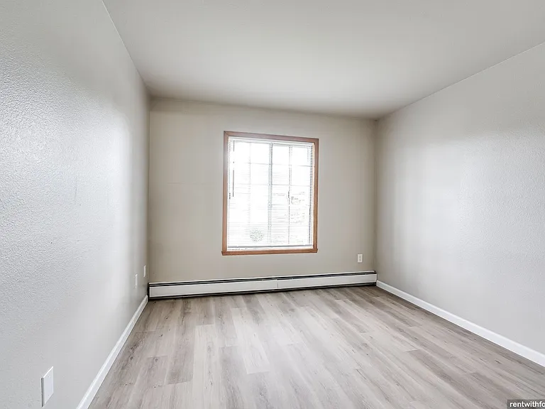 432 N Peters Ave — Photo 56