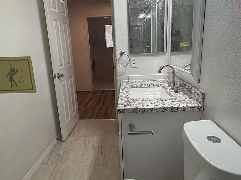 2241 N 95th Ave — Photo 22