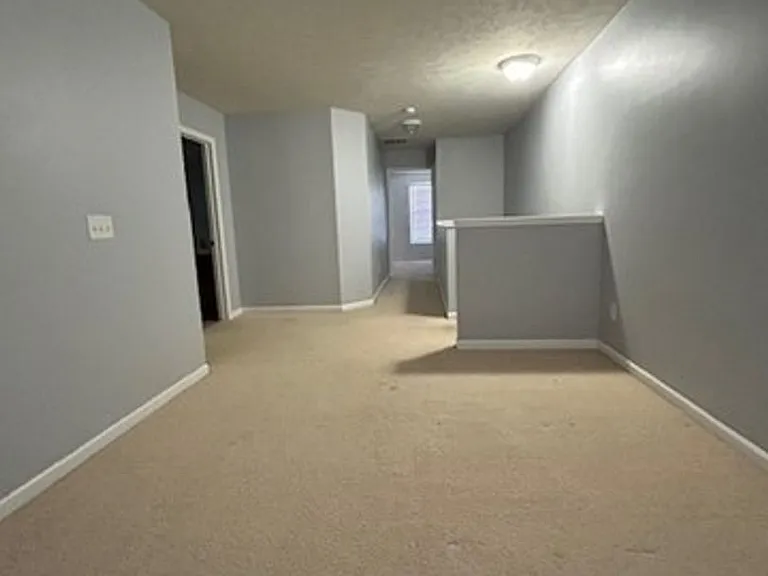 304 Kelsey Dr — Photo 14
