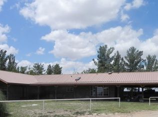 4301 Brantley Rd, Carlsbad, NM 88220