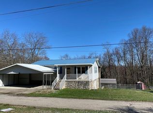 334 Maplewood Ln, Beaver, WV 25813