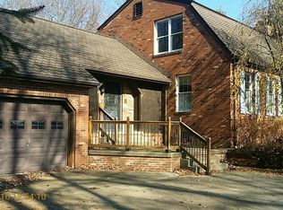 130 Evergreen Dr, Aliquippa, PA 15001