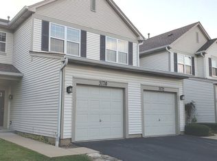 3170 Falling Waters Ln, Lindenhurst, IL 60046