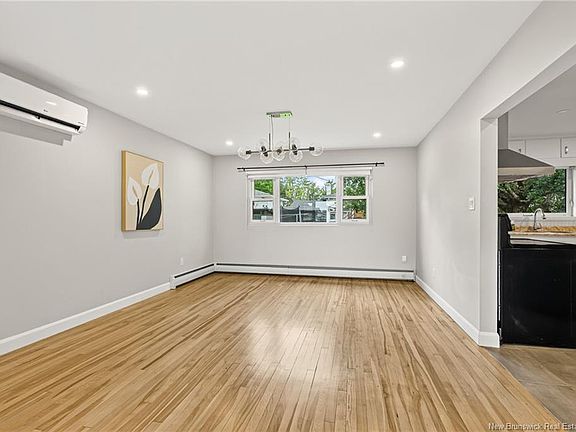 4th image of 86 Poirier Dr