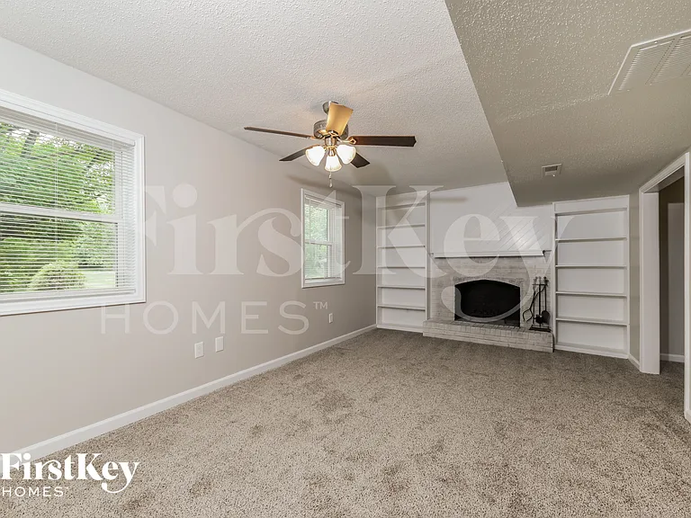 2312 Barnsley Ct — Photo 10