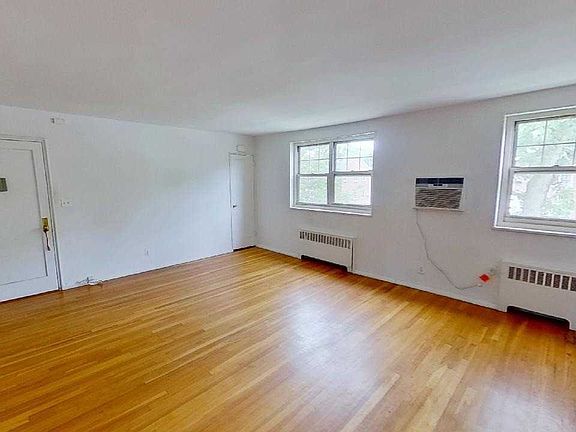 2nd image of 6009 251st St
