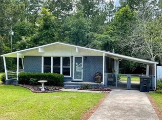 106 Wall St, Marion, SC 29571