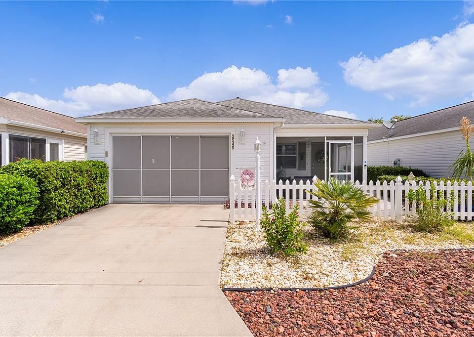1st image of 2549 Highmeadow Ln