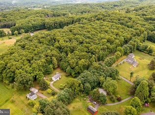 401 Freemansville Rd, Shillington, PA 19607