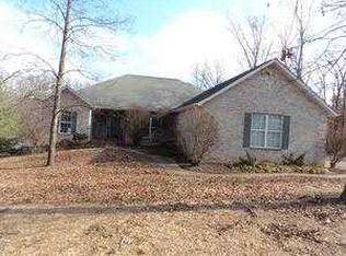 10216 Shiloh Dr, Festus, MO 63028