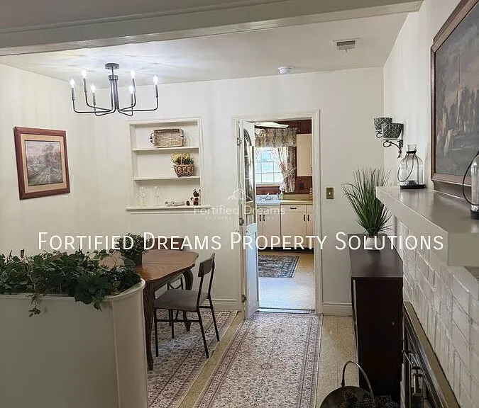 2324 Fortune Ln — Photo 2