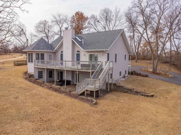 5-49 Chadbourne Dr, Lanark, IL 61046