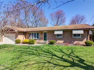 6511 Barton Rd, North Olmsted, OH 44070