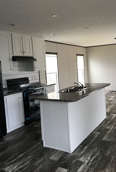 2nd image of 13828 Admiralty Way