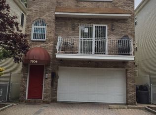 7604 Lucky Ln, North Bergen, NJ 07047
