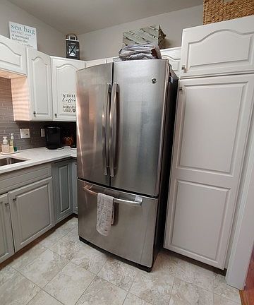 2nd image of 1 Towers Park Ln APT 2210