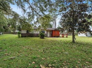 9980 W Orchard St, Crystal River, FL 34428