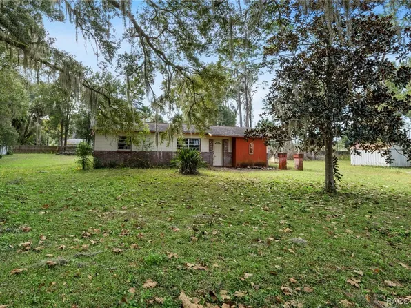 9980 W Orchard St, Crystal River, FL 34428