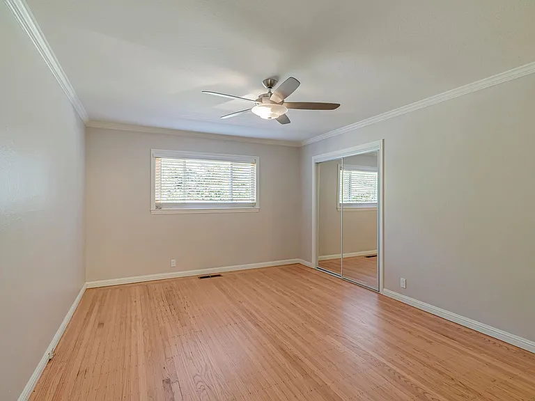 2141 Deodara Dr — Photo 6