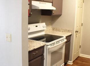 1026 Blue Ridge Dr APT 8, Harrisonburg, VA 22802