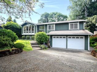 19110 SE 44th Way, Issaquah, WA 98027