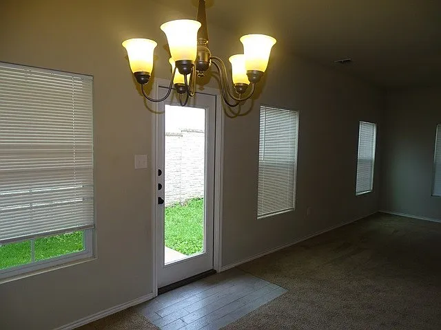 5826 Grandwood Dr — Photo 7