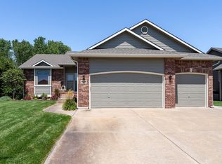 6418 W Brookview St, Wichita, KS 67205