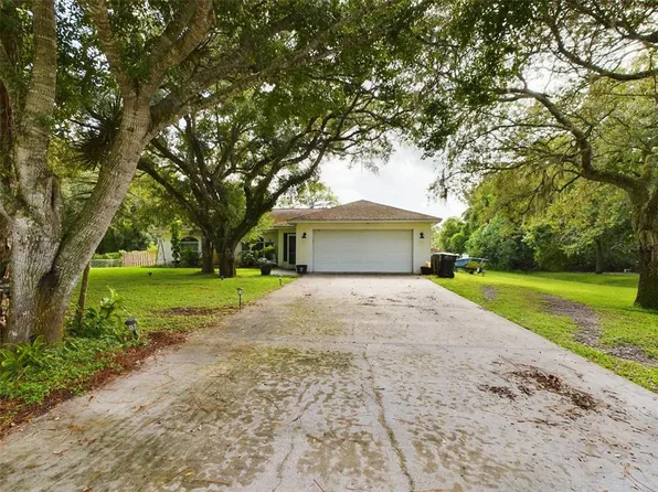 532 SE 32nd Ave, Okeechobee, FL 34974
