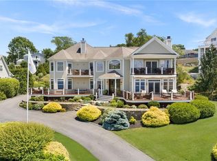 10 Starlit Rd, Tiverton, RI 02878