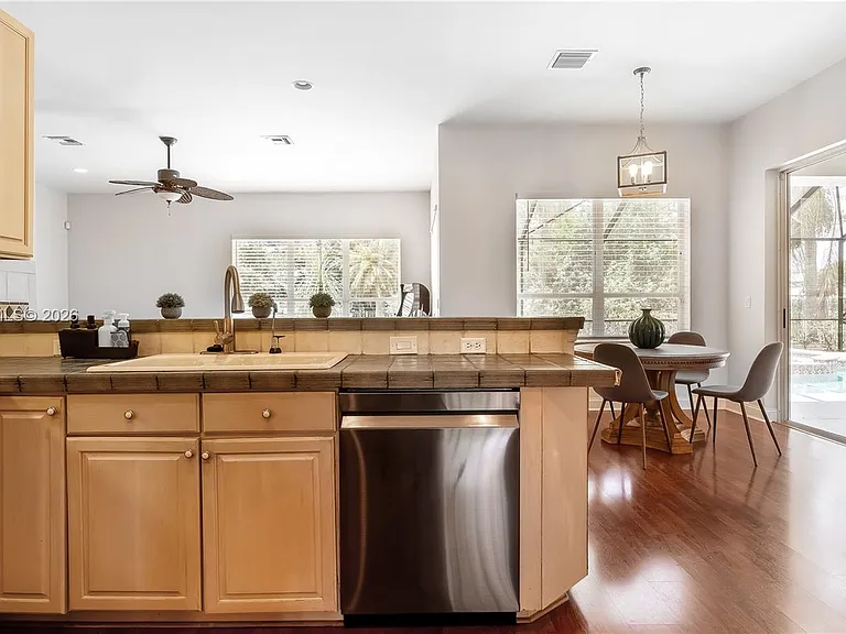 11859 Sanbourn Ct — Photo 12