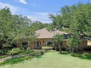 1901 Shari Ln, Garland, TX 75043