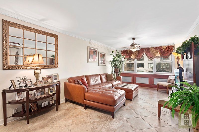1st image of 200 E 84th St APT 3D