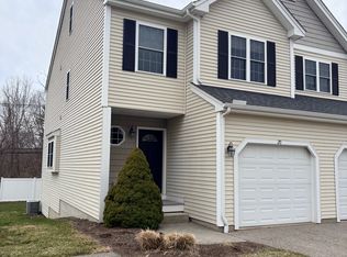 20 Juniper Ln #20, Grafton, MA 01519