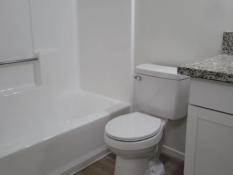 213 Universe Ave — Photo 7
