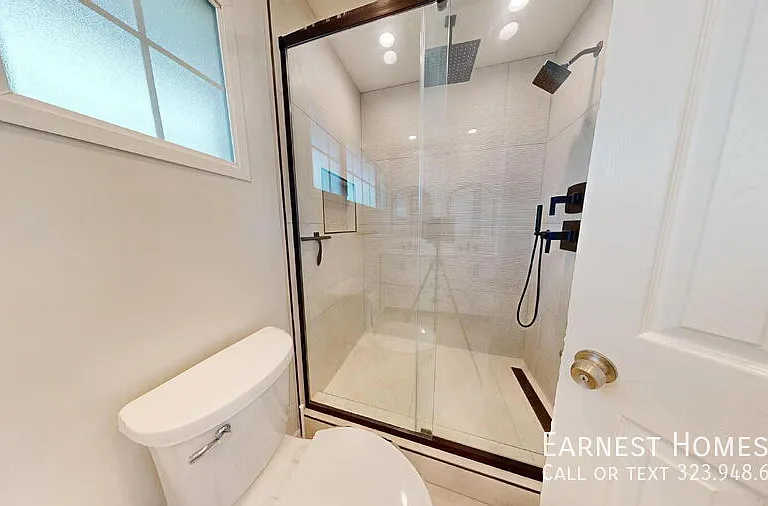 17155 Donmetz St — Photo 21