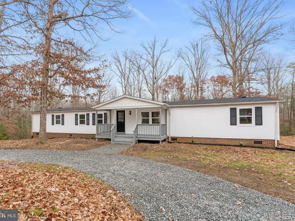 4132 Paynes Mill Rd, Bumpass, VA 23024