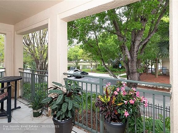 4th image of 2430 Centergate Dr APT 206