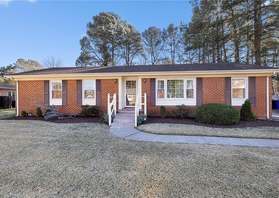1st image of 5817 Craneybrook Ln