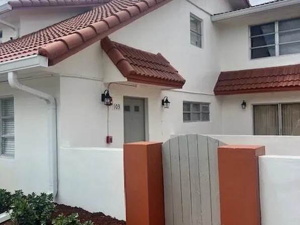 3200 Coral Springs Dr APT 103, Pompano Beach, FL 33065