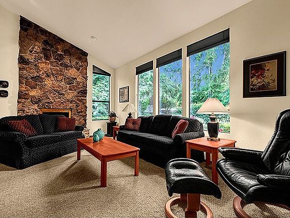 3rd image of 19204 Lago Pl NE