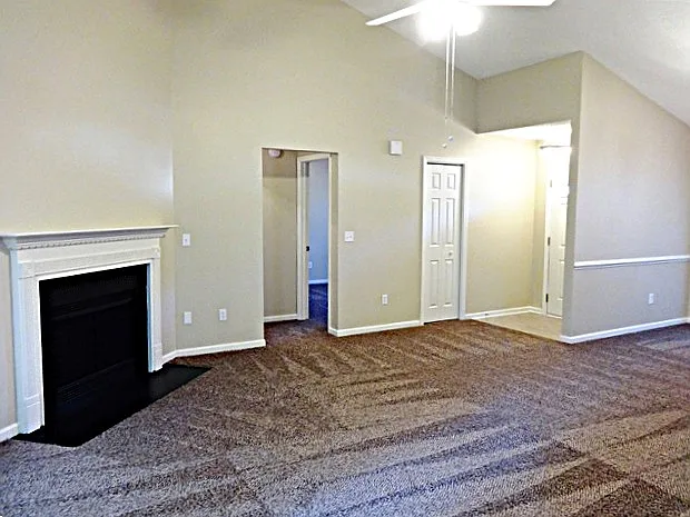 104 Covey Ct — Photo 6