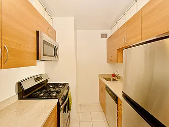 Rented by Cooper & Cooper Real Estate