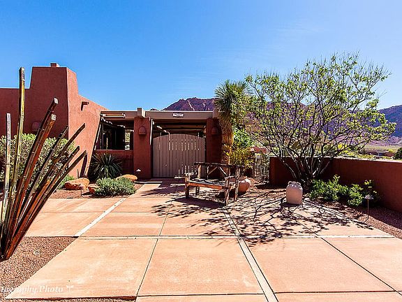 3rd image of 1142 W Honapa Cir