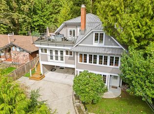 4622 Cove Cliff Rd, North Vancouver, BC V7G1H6