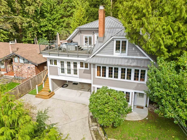 4622 Cove Cliff Rd, North Vancouver, BC V7G 1H6