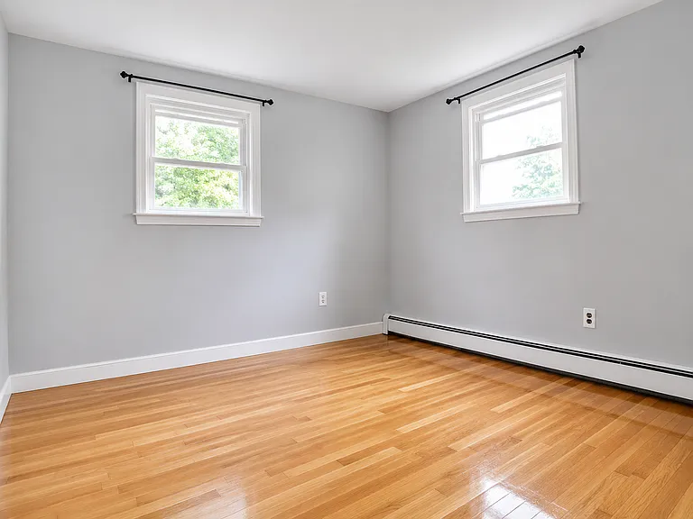 39 Anson Rd — Photo 17